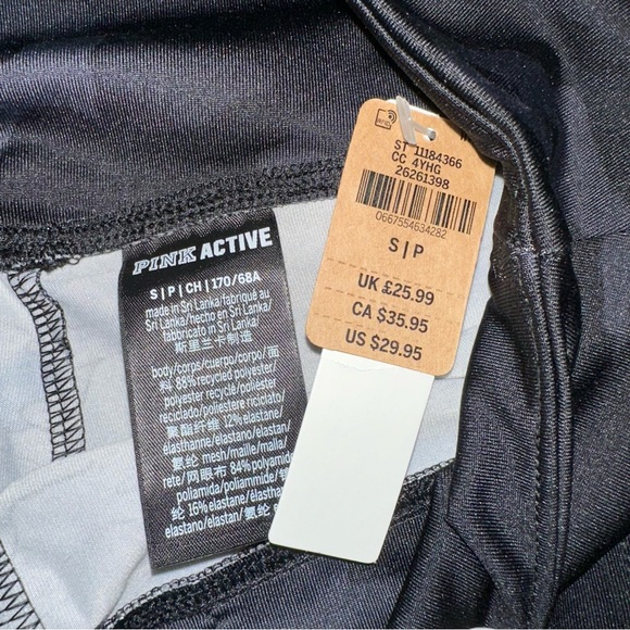 💝PINK Active NWT Camo Workout Shorts 4" Inseam Size Small - Picture 4 of 5